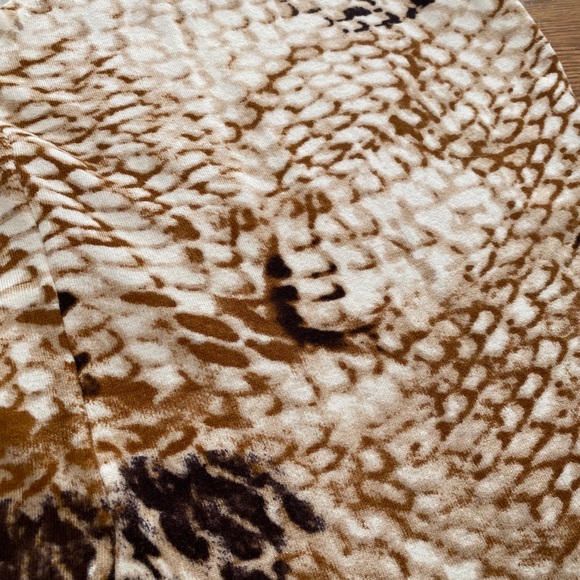 Cache Tanktop - Picture 7 of 11